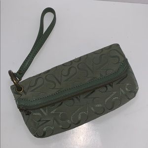 Simply Vera Vera Wang Wristlet